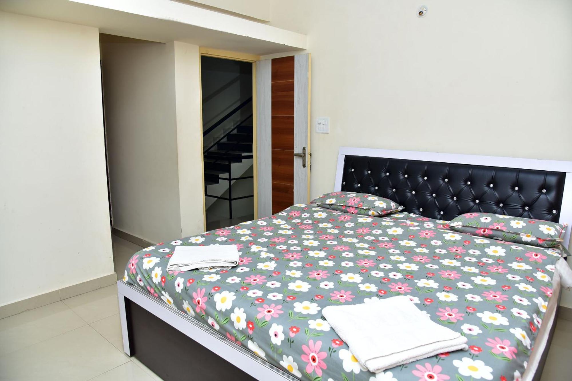 Villa Paradise *